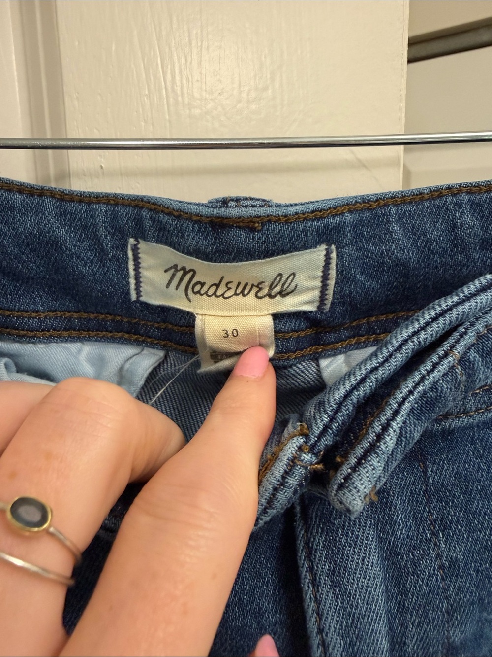 Madewell Seamless Tapered Jeans 30 - Picture 4 of 5